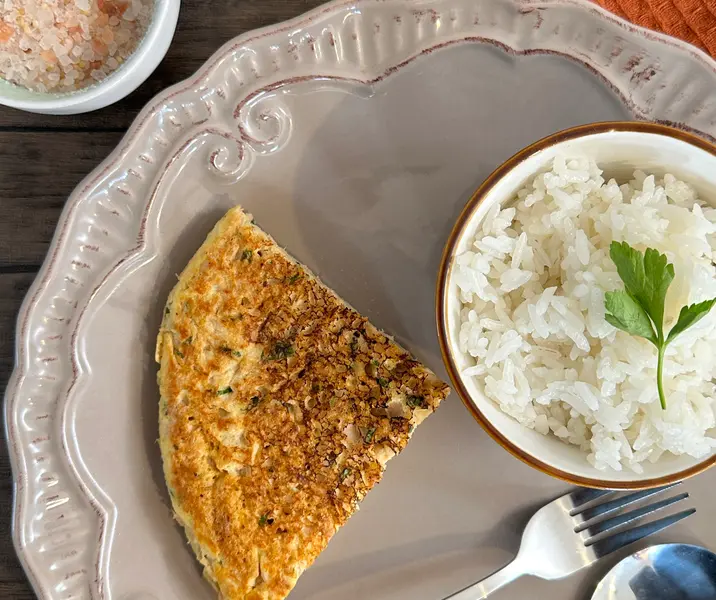 Tortilla de atún con arroz