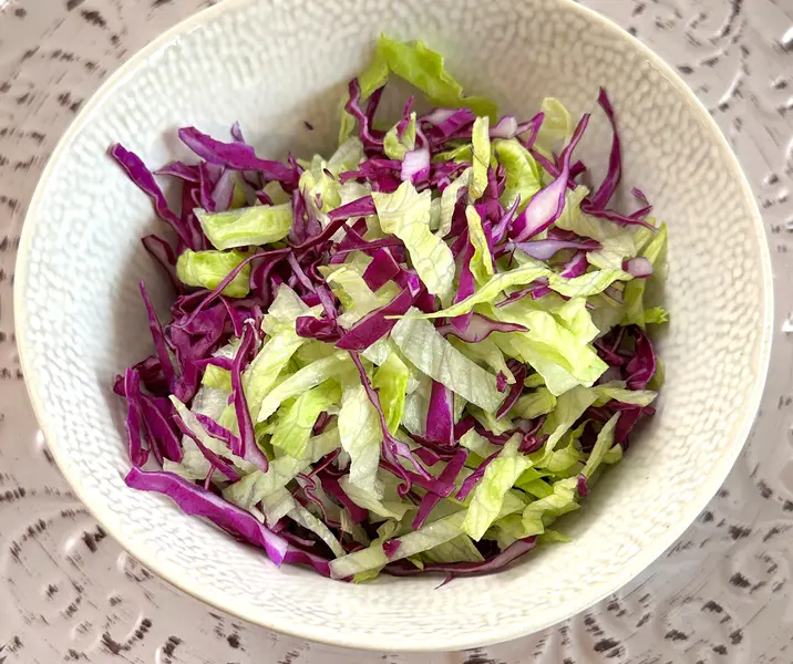 Lechuga con repollo morado