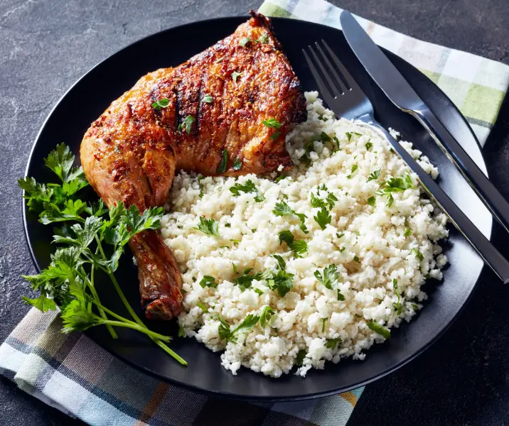 Pollo asado con arroz